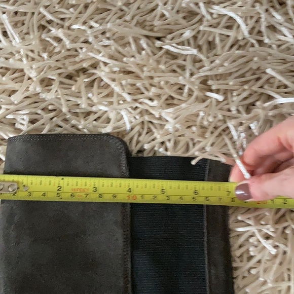 Tall suede boots - Picture 5 of 5